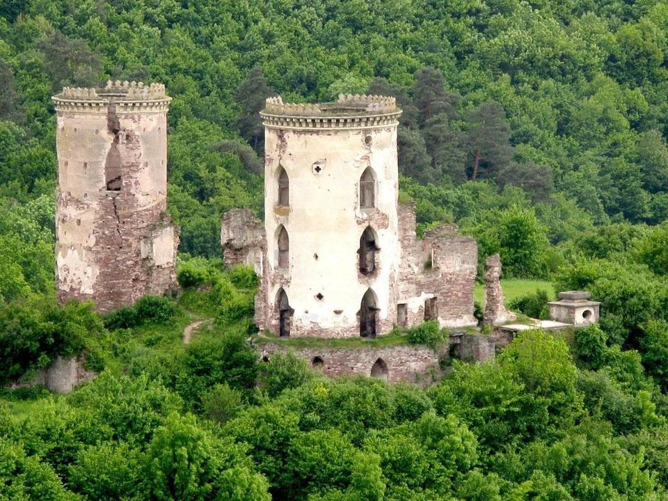 Замок у Ниркові
